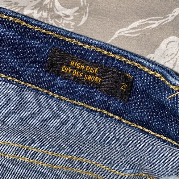 Lee high rise cut off shorts - Picture 3 of 3